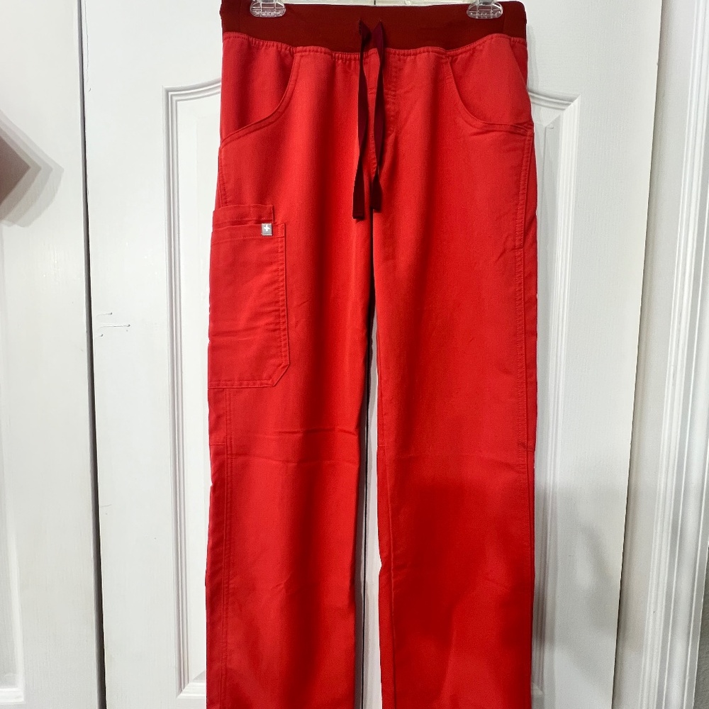 Figs Kade Cargo Scrub Pants XS *Tall* - Clay
